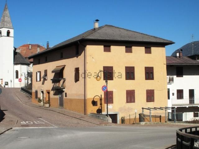 Appartamento in vendita di 140 m² in Via di Carbonara