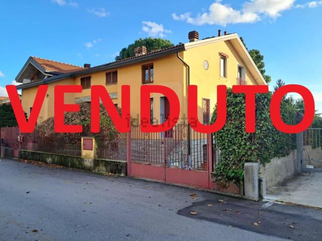 Appartamento in vendita di 140 m² in Via Emilio de Marchi
