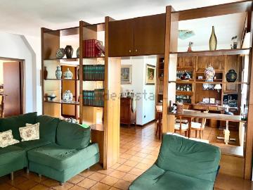 Appartamento in vendita di 140 m² in Via Ettore Salvato