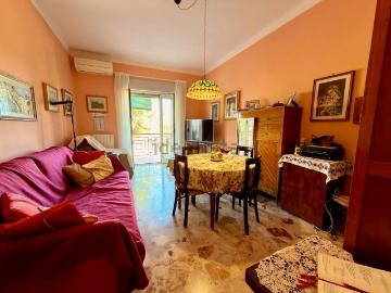 Appartamento in vendita di 140 m² in Via Etnea, 54