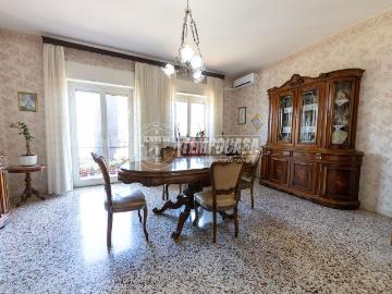 Appartamento in vendita di 140 m² in Via Eugenio di Mattei