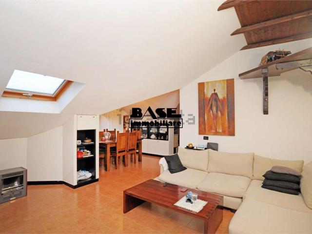 Appartamento in vendita di 140 m² in Via Eugenio Montale