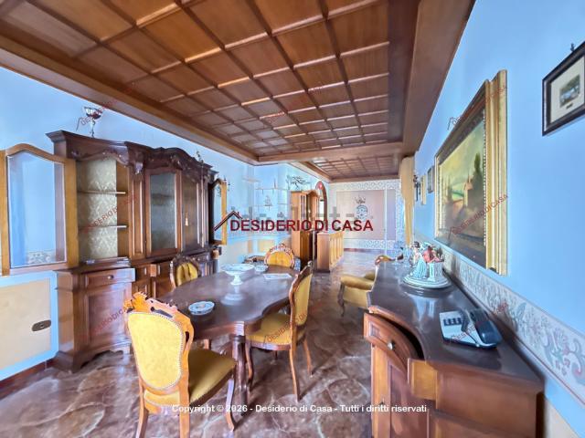 Appartamento in vendita di 140 m² in Via F. sco Purpura
