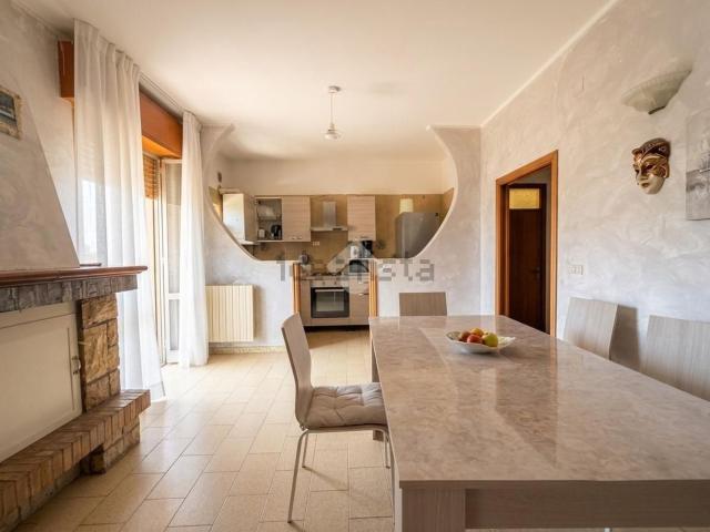Appartamento in vendita di 140 m² in Via Filippo Turati, 75