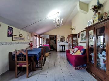 Appartamento in vendita di 140 m² in Via Filippo Turati, 9