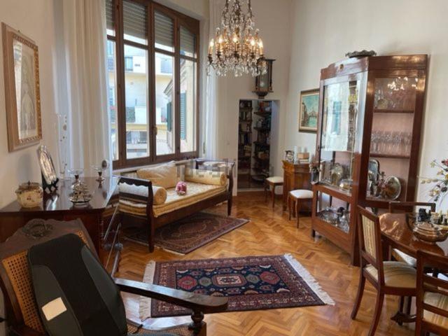 Appartamento in vendita di 140 m² in Via Flaminia