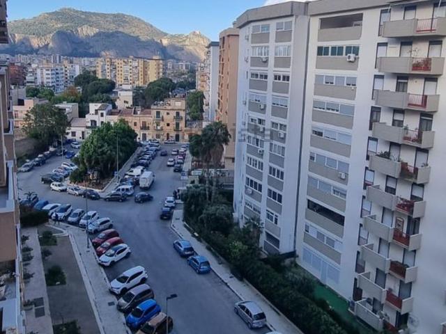 Appartamento in vendita di 140 m² in Via Francesco Maria Alias, 7