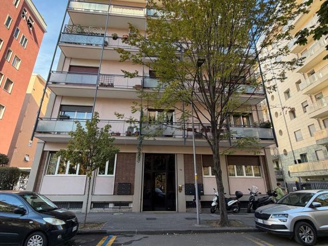 Appartamento in vendita di 140 m² in Via Francesco Anzani, 14
