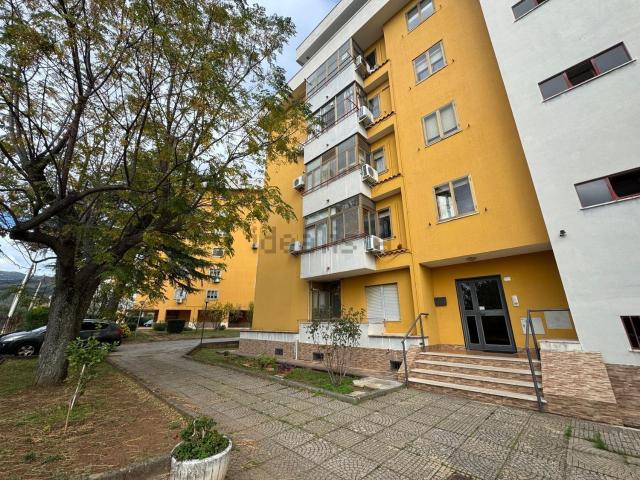 Appartamento in vendita di 140 m² in Via Francesco Cilea, 28