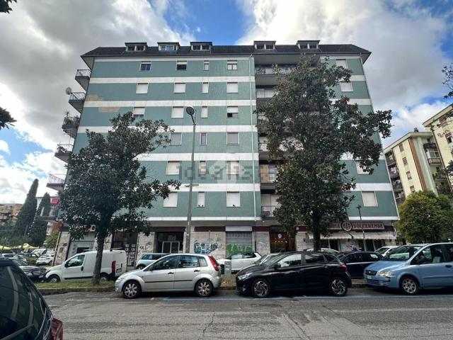 Appartamento in vendita di 140 m² in Via Fratelli Bandiera, 31