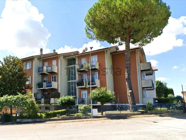 Appartamento in vendita di 140 m² in Via Fratelli Rosselli