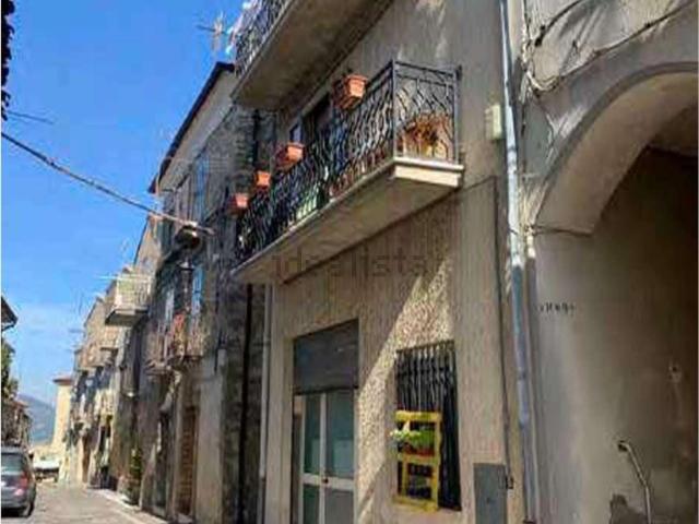 Appartamento in vendita di 140 m² in Via Italia, 25
