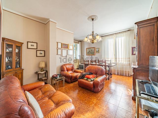 Appartamento in vendita di 140 m² in Via Józef Wybicki, 14