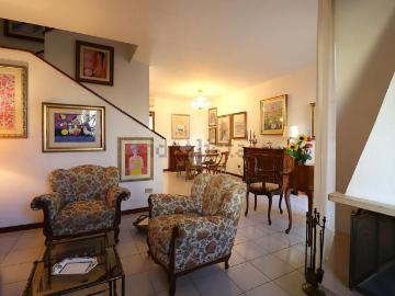 Appartamento in vendita di 140 m² in Via Orsmida Rosada, 20