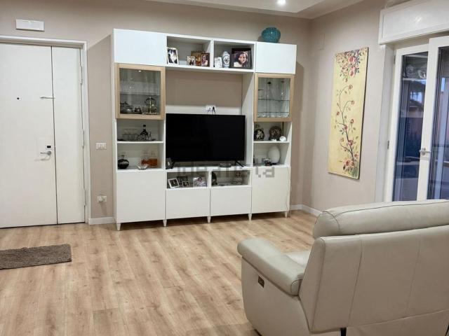 Appartamento in vendita di 140 m² in Via Lago Patria