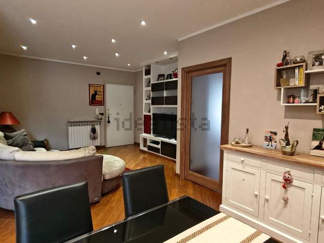 Appartamento in vendita di 140 m² in Via Luciano Zamperini