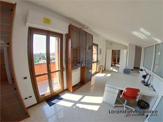 Appartamento in vendita di 140 m² in Via Luigi Russo