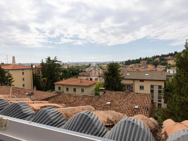 Appartamento in vendita di 140 m² in Via Monte Cengio, 9