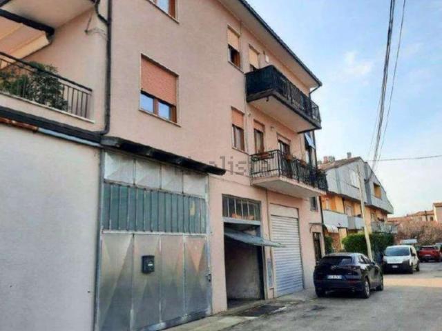 Appartamento in vendita di 140 m² in Via Monte Pasubio
