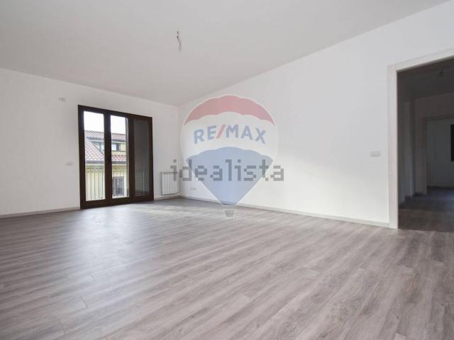 Appartamento in vendita di 140 m² in Via Morgioni Traversa B, 3