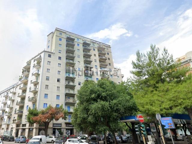 Appartamento in vendita di 140 m² in Via Matteo Luigi Guerrieri