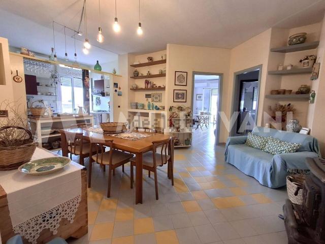 Appartamento in vendita di 140 m² in Via Mazzini, 114