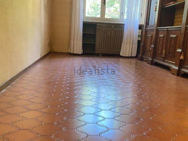 Appartamento in vendita di 140 m² in Via Marcello Prestinari