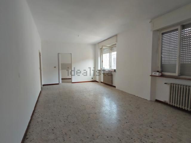 Appartamento in vendita di 140 m² in Via Martiri della Libertà
