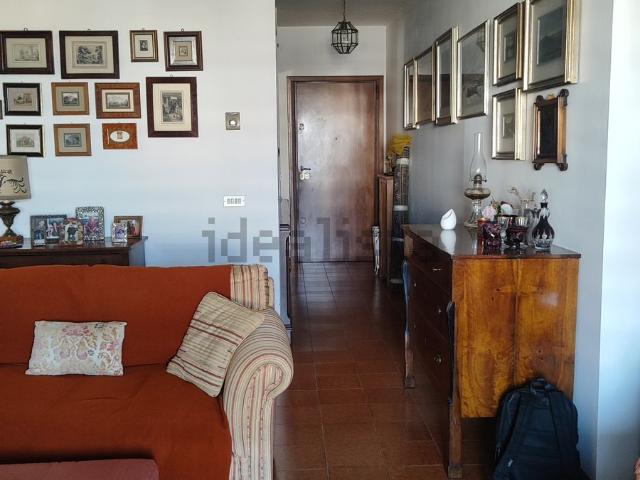 Appartamento in vendita di 140 m² in Via Martiri di Soweto, 3