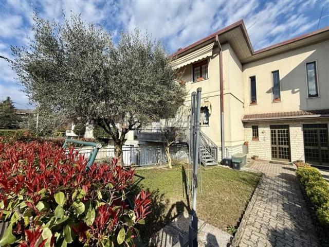 Appartamento in vendita di 140 m² in Via Massimiliano Kolbe