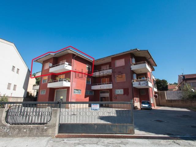 Appartamento in vendita di 140 m² in Via Michele Pironti, 2
