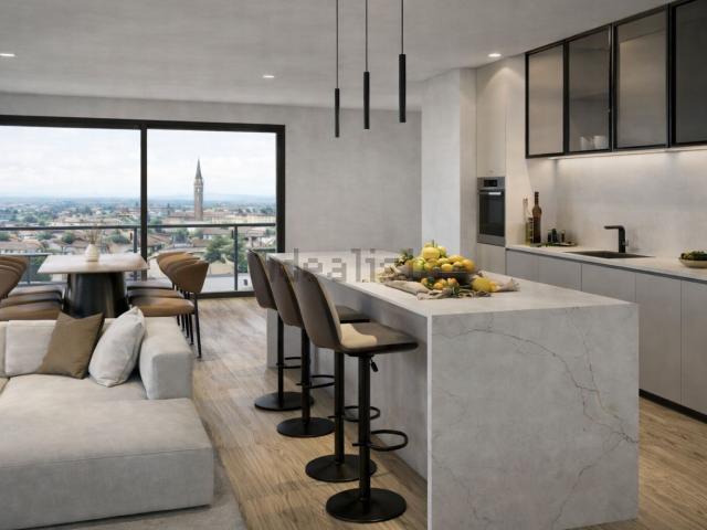 Appartamento in vendita di 140 m² in Via Milano