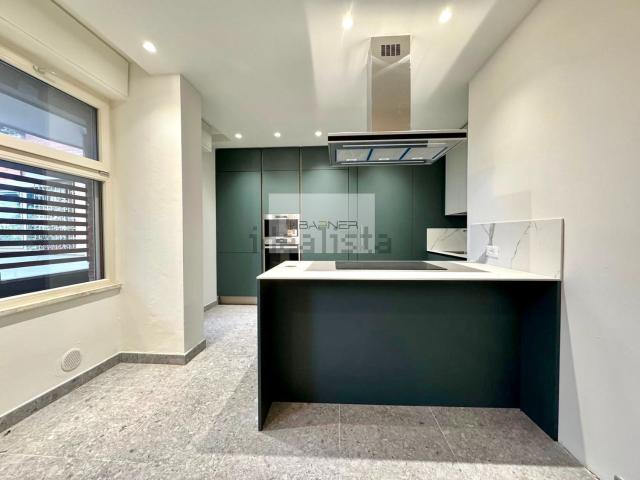 Appartamento in vendita di 140 m² in Via Novara, 1