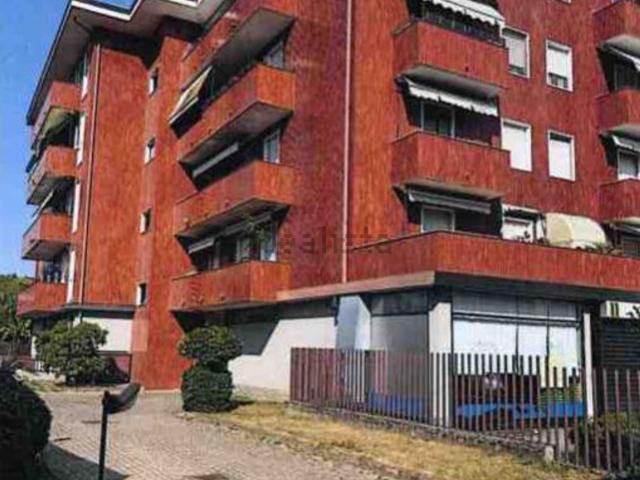 Appartamento in vendita di 140 m² in Via Novara, 85