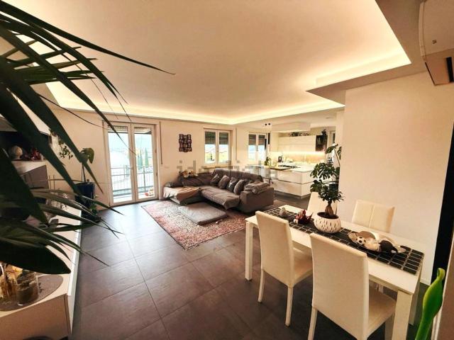 Appartamento in vendita di 140 m² in Via Nazionale, 86
