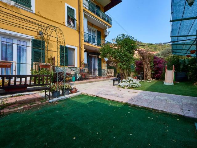 Appartamento in vendita di 140 m² in Via Nino Rosselli