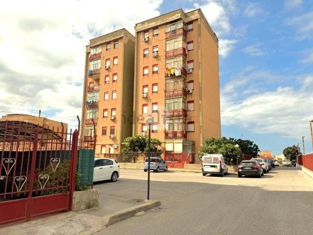 Appartamento in vendita di 140 m² in Via Sacco e Vanzetti, 40