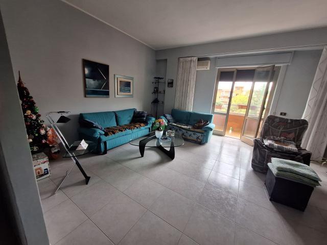 Appartamento in vendita di 140 m² in Via Sallustio