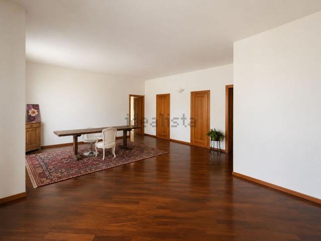 Appartamento in vendita di 140 m² in Via San Nicolò
