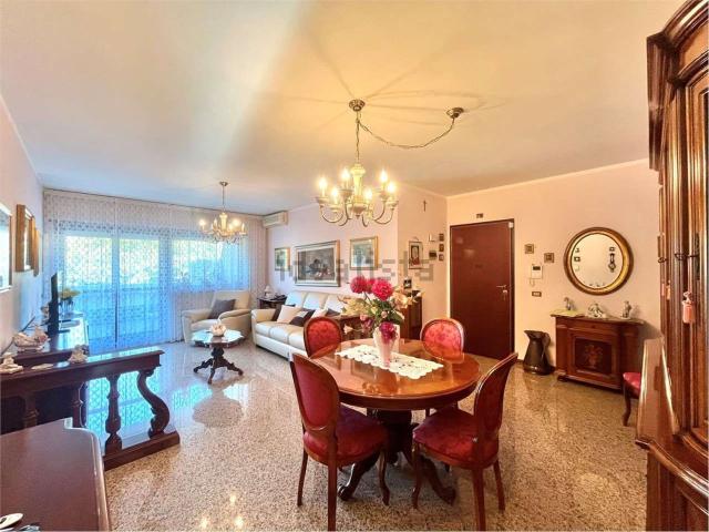 Appartamento in vendita di 140 m² in Via San Felice Extra