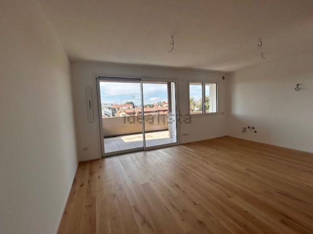 Appartamento in vendita di 140 m² in Via San Pio X