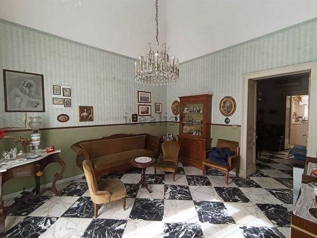 Appartamento in vendita di 140 m² in Via Santa Maria della Stella