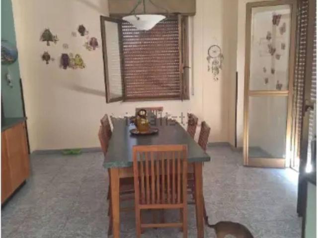 Appartamento in vendita di 140 m² in Via Silvio Pellico