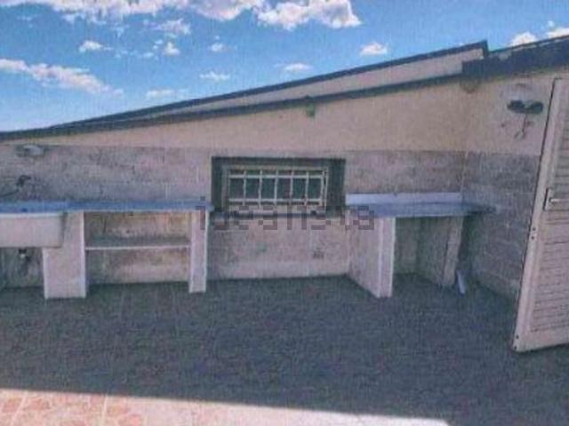 Appartamento in vendita di 140 m² in Via Sparagonà