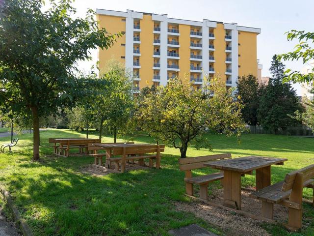 Appartamento in vendita di 140 m² in Via Sporting Mirasole, 37