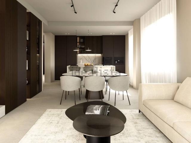 Appartamento in vendita di 140 m² in Via P. Paleocapa