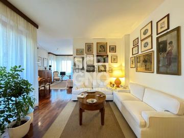 Appartamento in vendita di 140 m² in Via Pontormo