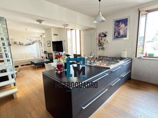 Appartamento in vendita di 140 m² in Via Padova