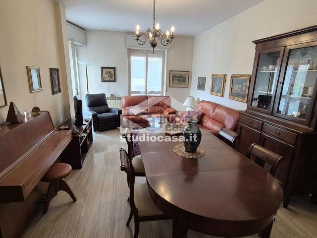 Appartamento in vendita di 140 m² in Via Papa Giovanni XXIII