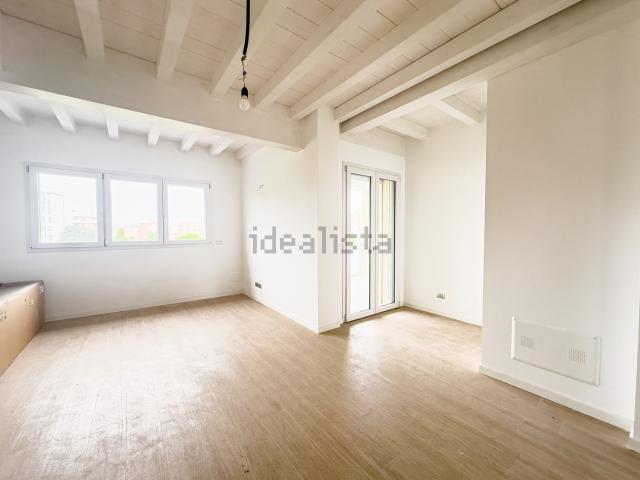 Appartamento in vendita di 140 m² in Via Papa Giovanni XXIII, 29